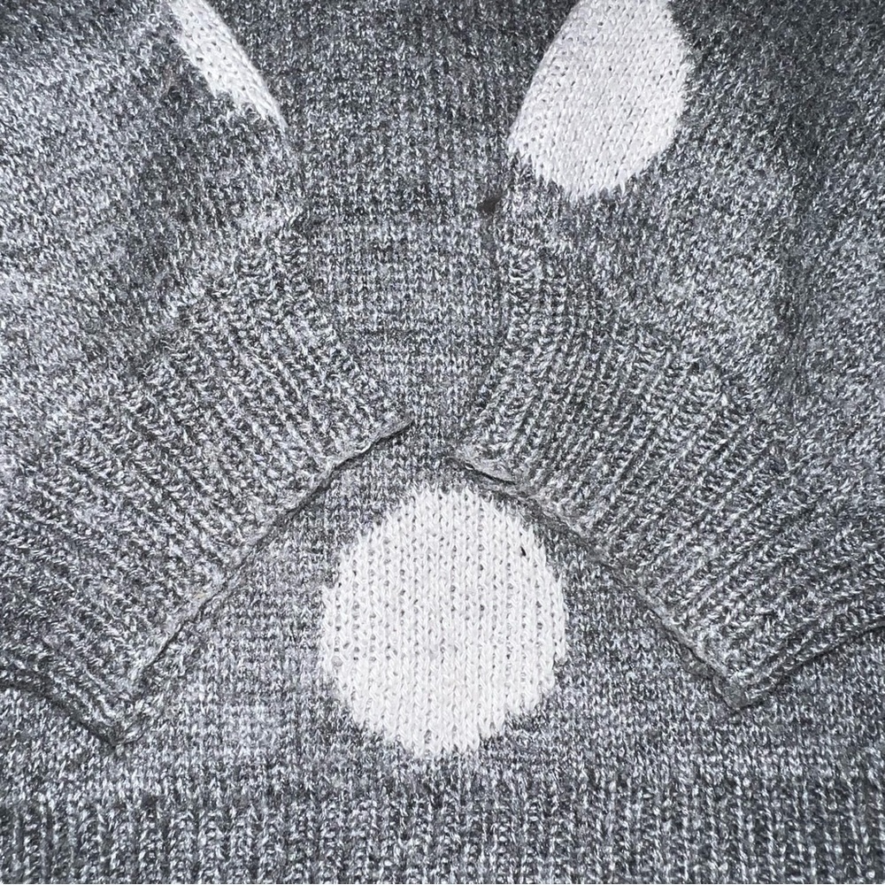 POL | Gray Polka Dot Sweater - Medium - Picture 7 of 11
